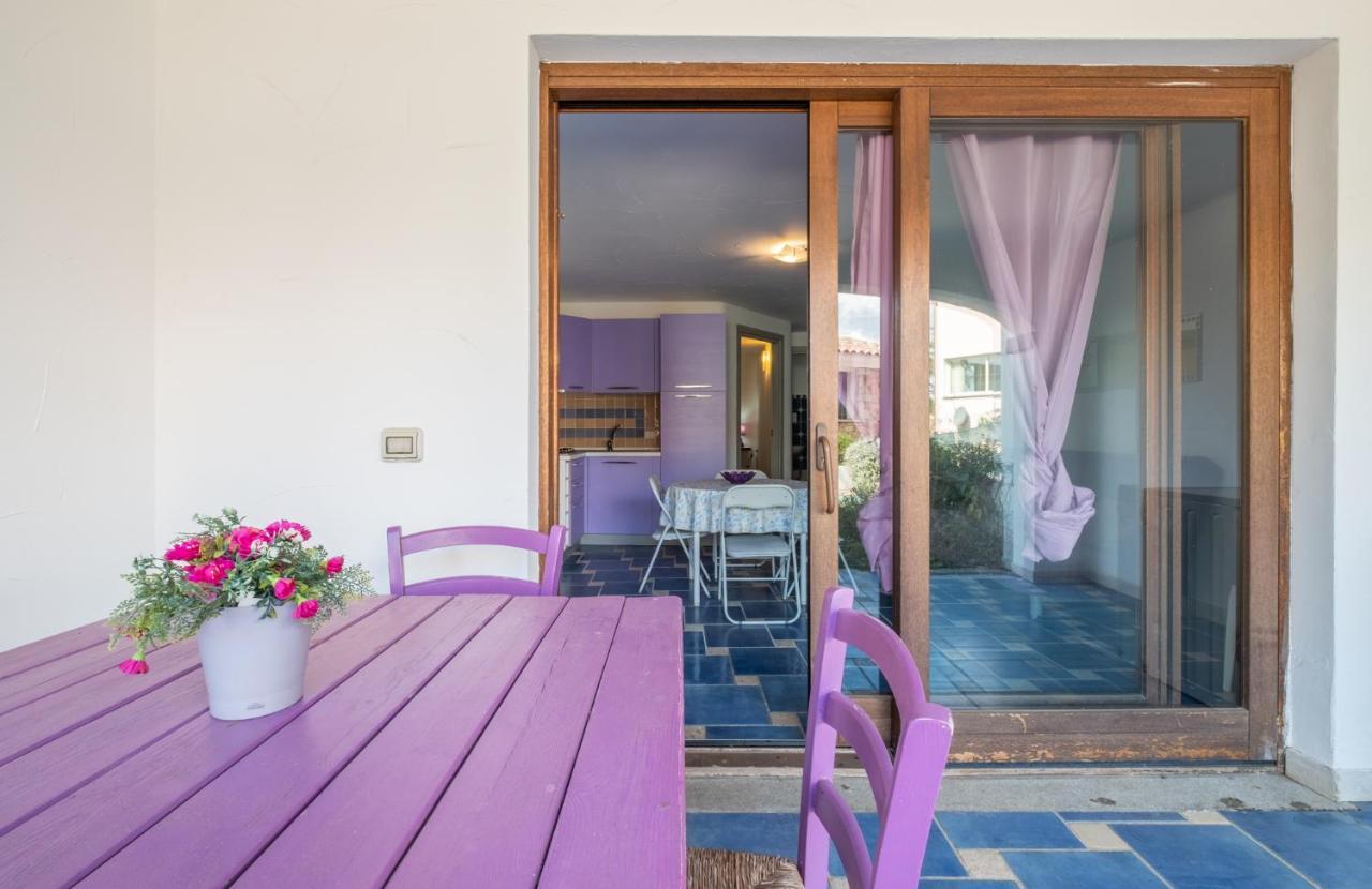 Oleandri Rossi Villa Tanaunella Luaran gambar